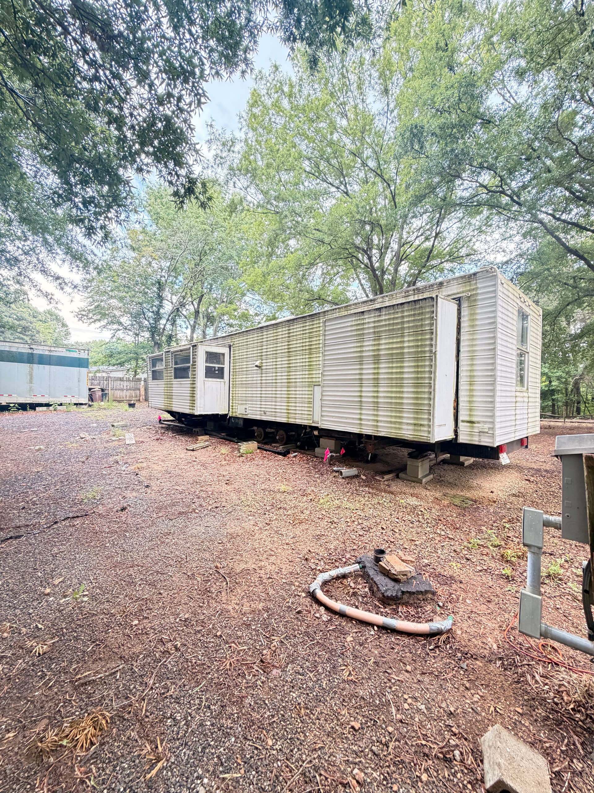Gallery photos for Mobile Home Demolition and Pad Clearing in Walkertown NC: Image #1