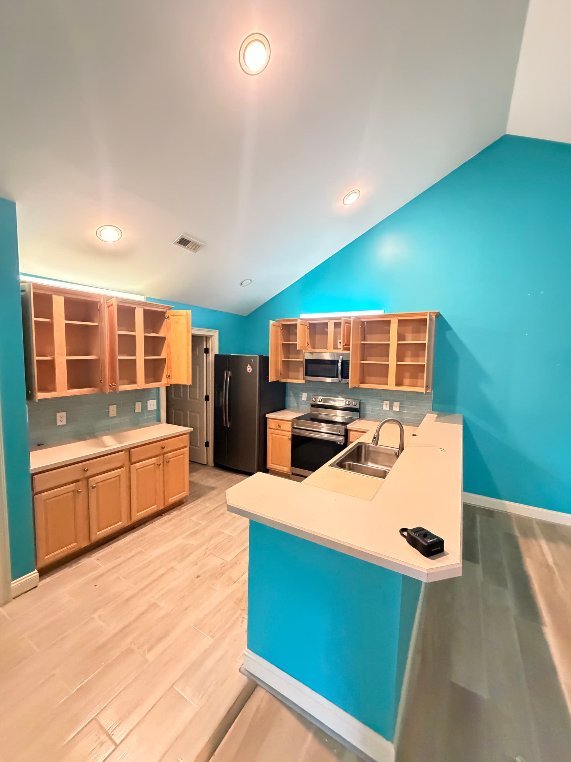 Gallery photos for Full Townhome Cleanout Gets Greensboro Property Listing-Ready: Image #3