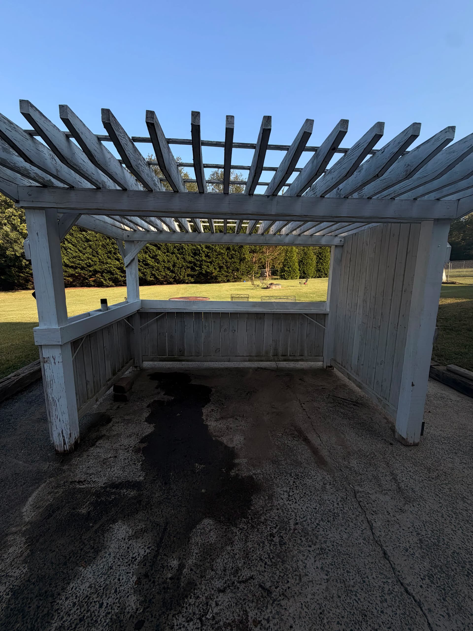 Gallery photos for Old Hot Tub Hauled Away in the Same Week: Image #3